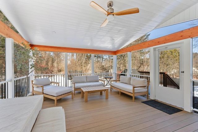 11 Juniper Brook Rd, Northborough, MA 01532