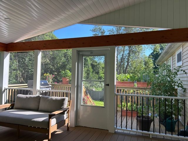 11 Juniper Brook Rd, Northborough, MA 01532