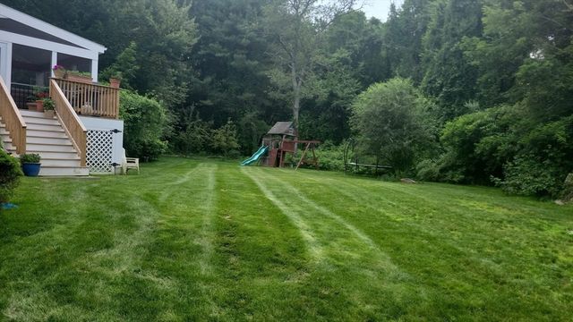 11 Juniper Brook Rd, Northborough, MA 01532