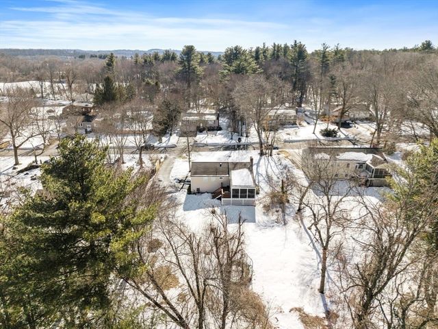 11 Juniper Brook Rd, Northborough, MA 01532