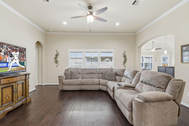 10706 Radiant Realm Drive, Tomball, TX 77375