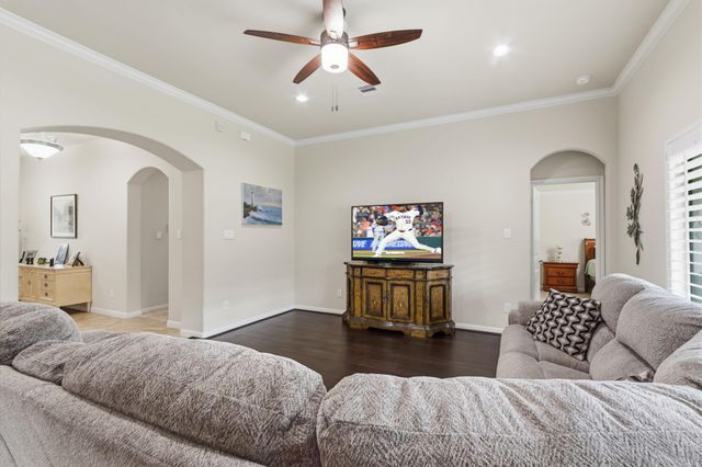 10706 Radiant Realm Drive, Tomball, TX 77375