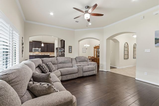 10706 Radiant Realm Drive, Tomball, TX 77375