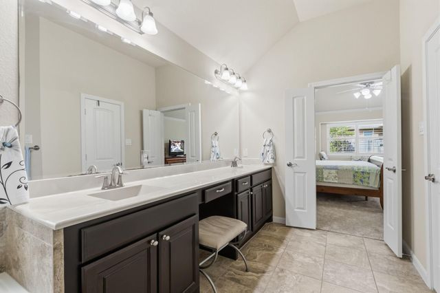 10706 Radiant Realm Drive, Tomball, TX 77375