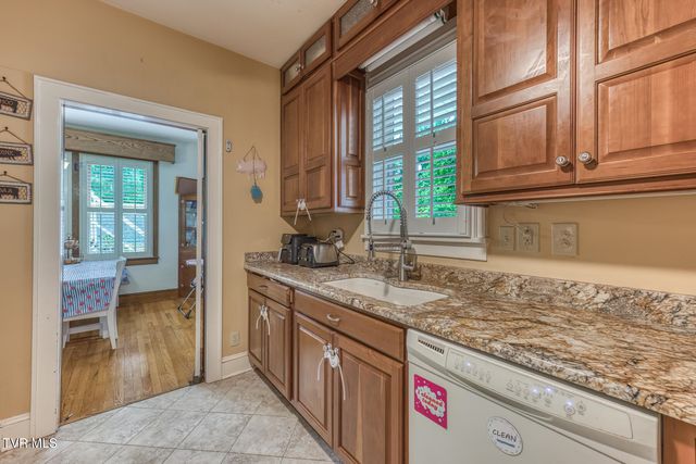 2900 Cliffside Road, Kingsport, TN 37664