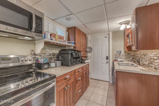 2900 Cliffside Road, Kingsport, TN 37664