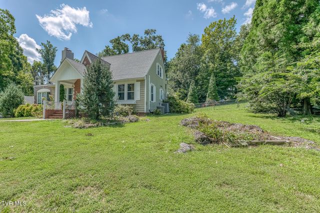 2900 Cliffside Road, Kingsport, TN 37664