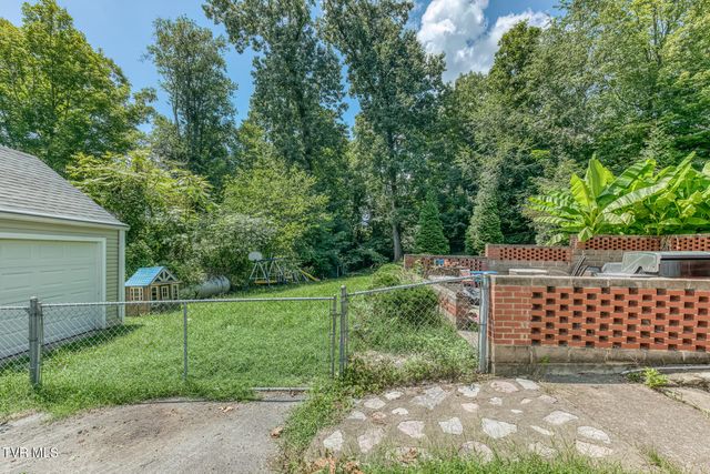 2900 Cliffside Road, Kingsport, TN 37664