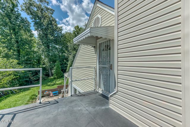 2900 Cliffside Road, Kingsport, TN 37664