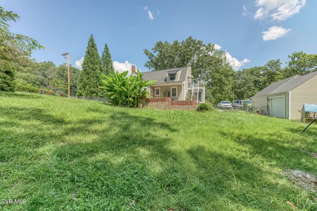 2900 Cliffside Road, Kingsport, TN 37664