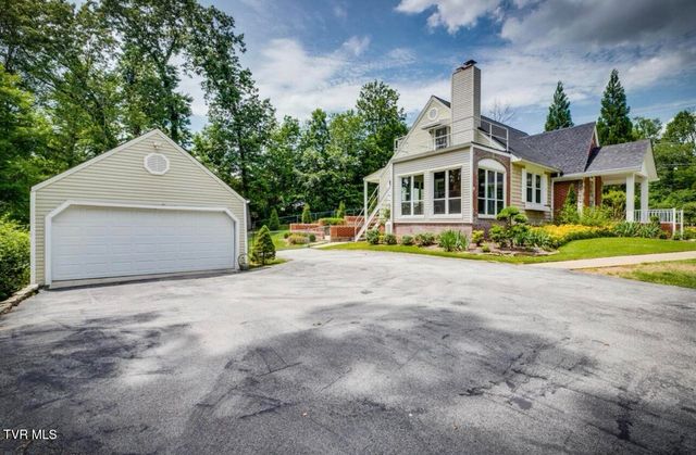 2900 Cliffside Road, Kingsport, TN 37664