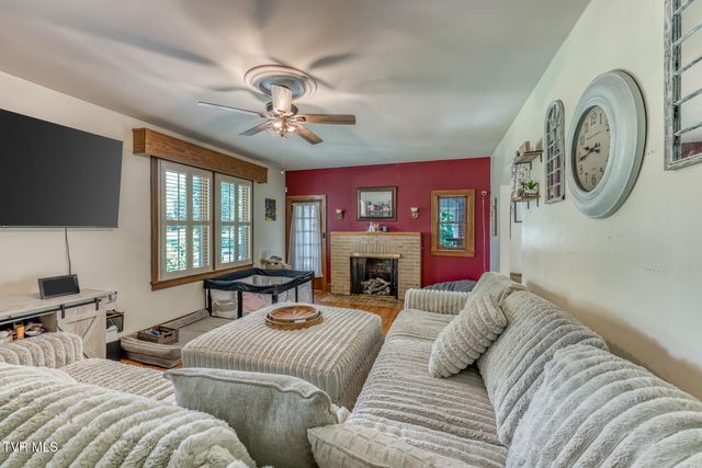 2900 Cliffside Road, Kingsport, TN 37664