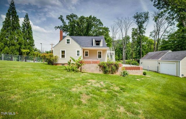 2900 Cliffside Road, Kingsport, TN 37664