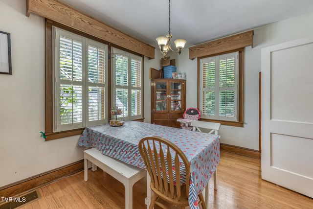 2900 Cliffside Road, Kingsport, TN 37664