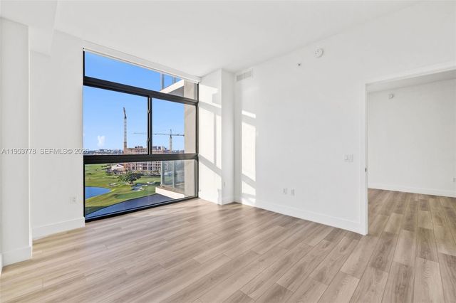 101 Diplomat Pkwy 2503, Hallandale Beach, FL 33009