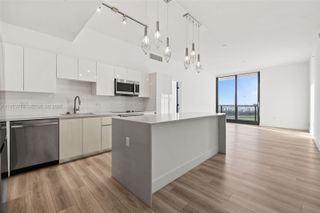 101 Diplomat Pkwy 2503, Hallandale Beach, FL 33009