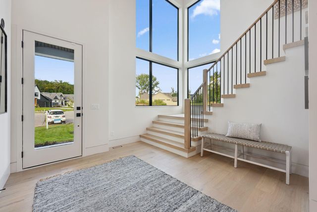 713 Ensconced Way, Chaska, MN 55318