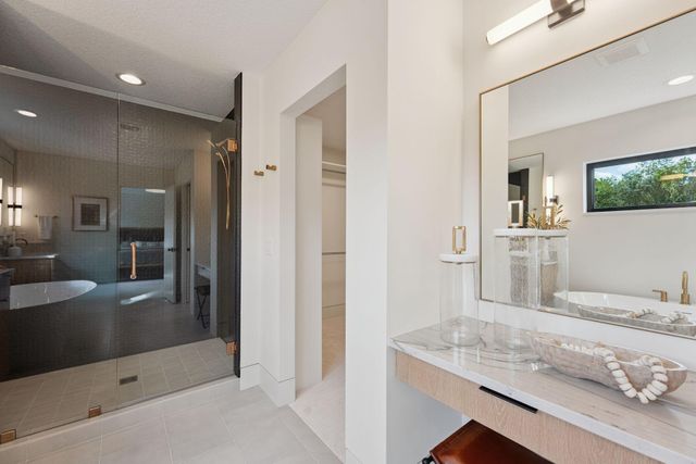 713 Ensconced Way, Chaska, MN 55318