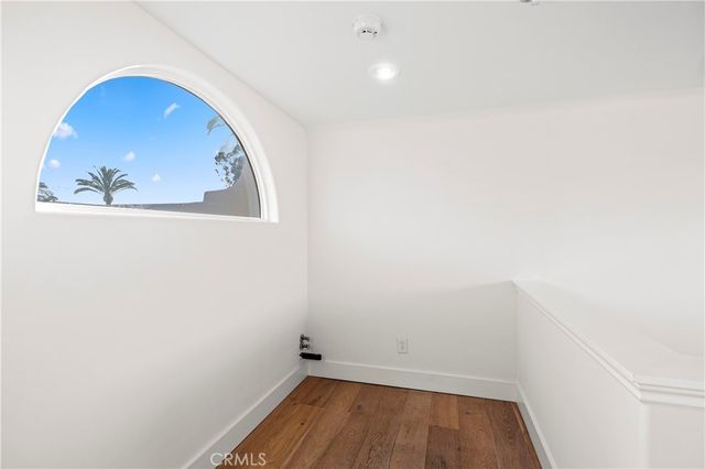 504 Marguerite Avenue, Corona Del Mar, CA 92625