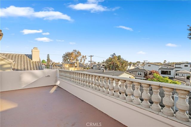 504 Marguerite Avenue, Corona Del Mar, CA 92625
