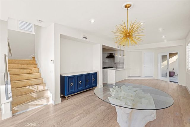 504 Marguerite Avenue, Corona Del Mar, CA 92625