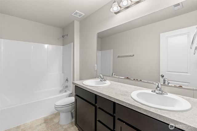 5032 Evie Street SE, Lacey, WA 98503