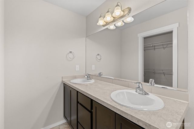 5032 Evie Street SE, Lacey, WA 98503