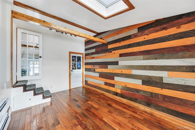 225 Farhan Lane, North Babylon, NY 11703