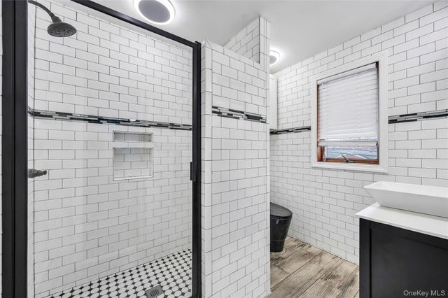 225 Farhan Lane, North Babylon, NY 11703