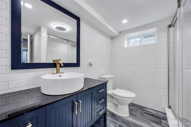 225 Farhan Lane, North Babylon, NY 11703