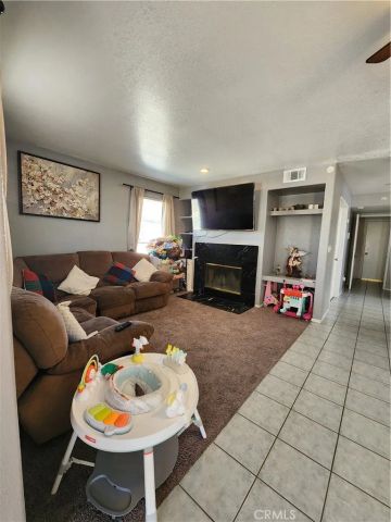 17068 Jurassic, Victorville, CA 92394