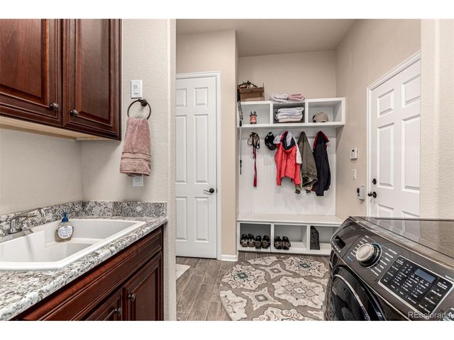 15689 Columbus Mountain Dr, Broomfield, CO 80023