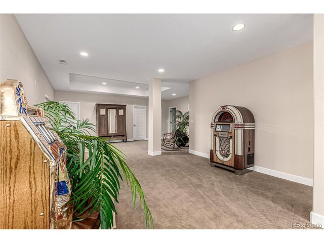 15689 Columbus Mountain Dr, Broomfield, CO 80023