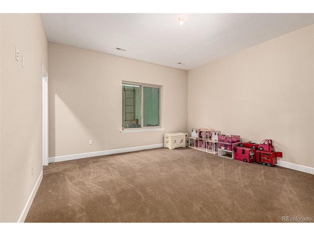 15689 Columbus Mountain Dr, Broomfield, CO 80023