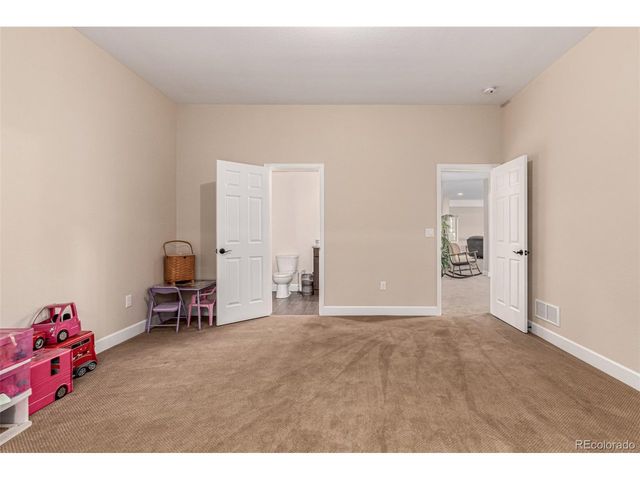 15689 Columbus Mountain Dr, Broomfield, CO 80023