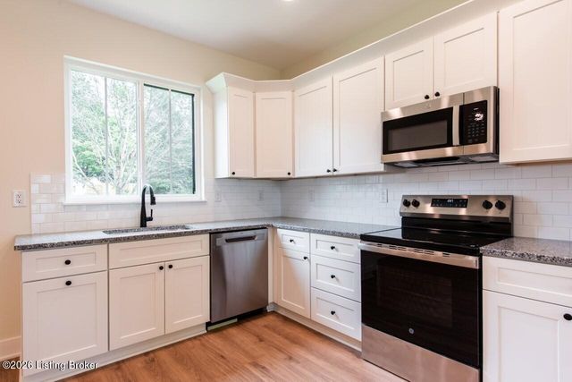 8301 Acme Way, Louisville, KY 40219