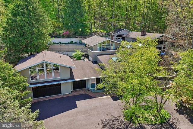 580 CAMP WAWA, Lederach, PA 19450