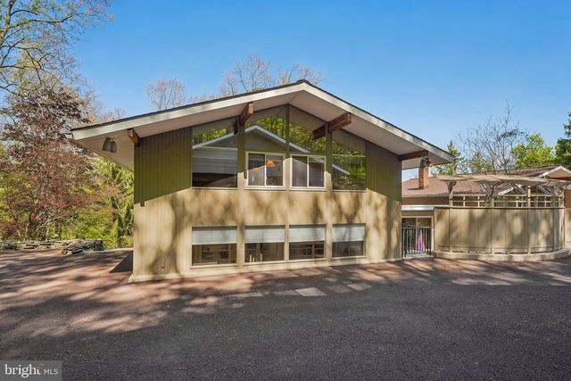 580 CAMP WAWA, Lederach, PA 19450