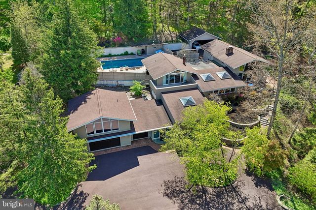 580 CAMP WAWA, Lederach, PA 19450