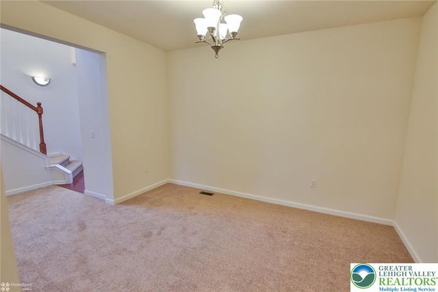 1402 Caspian Street, South Whitehall Twp, PA 18104