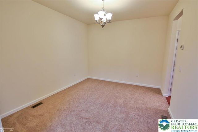 1402 Caspian Street, South Whitehall Twp, PA 18104