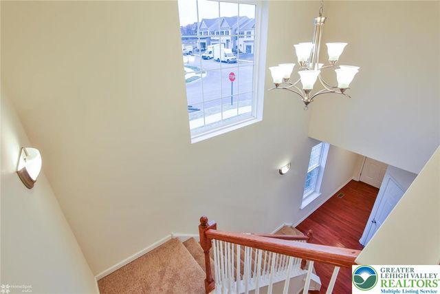 1402 Caspian Street, South Whitehall Twp, PA 18104