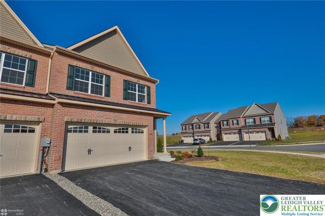 1402 Caspian Street, South Whitehall Twp, PA 18104