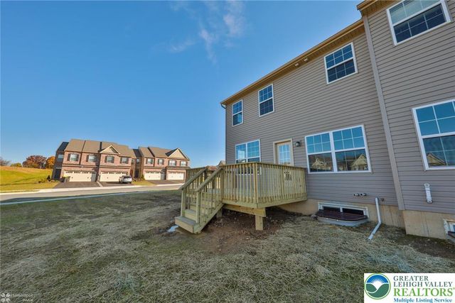 1402 Caspian Street, South Whitehall Twp, PA 18104