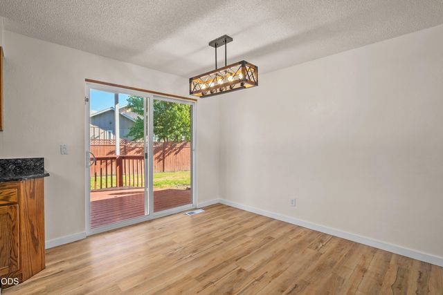776 NW Carol Drive, Grants Pass, OR 97526