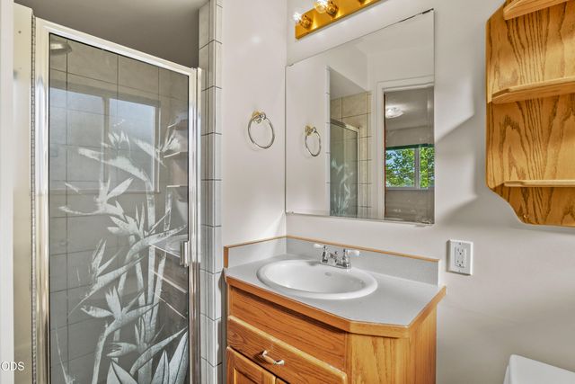 776 NW Carol Drive, Grants Pass, OR 97526