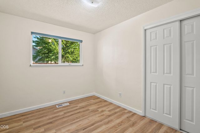 776 NW Carol Drive, Grants Pass, OR 97526