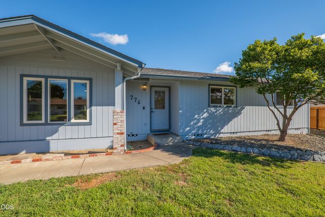 776 NW Carol Drive, Grants Pass, OR 97526