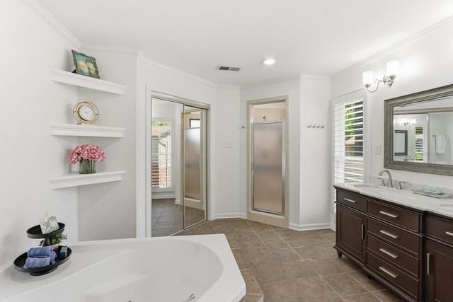 8384 ROCHESTER CV, Germantown, TN 38139
