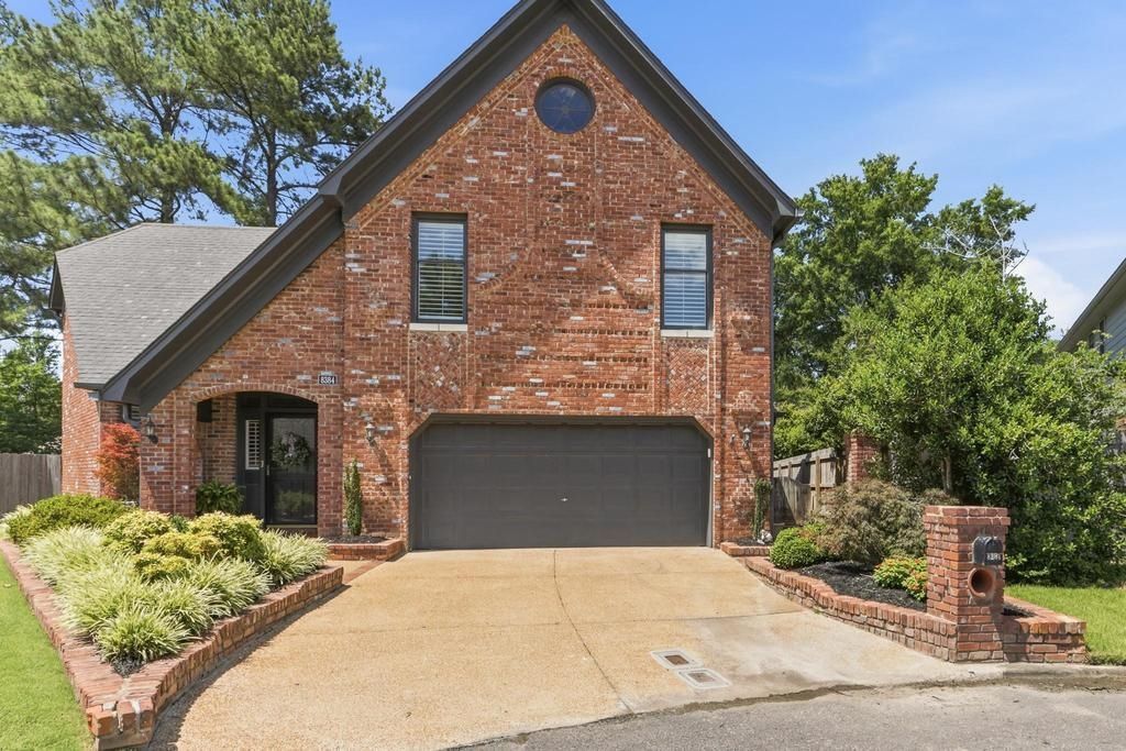 8384 ROCHESTER CV, Germantown, TN 38139